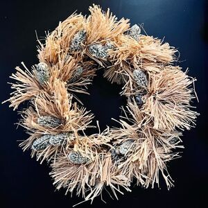 NWT Natural Corn Straw Husk 26” Wreath with  Pinecones Seasonal Boho Shabby Chic